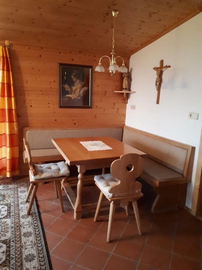 Urlaub Im Blockhaus Diex Exterior foto